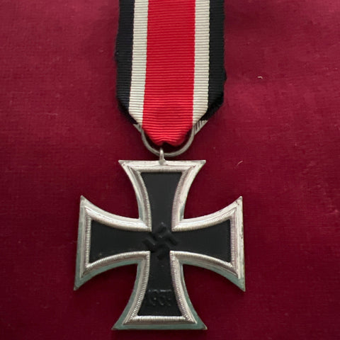 Nazi Germany, Iron Cross, 1939-40, early type, a good example, scarce
