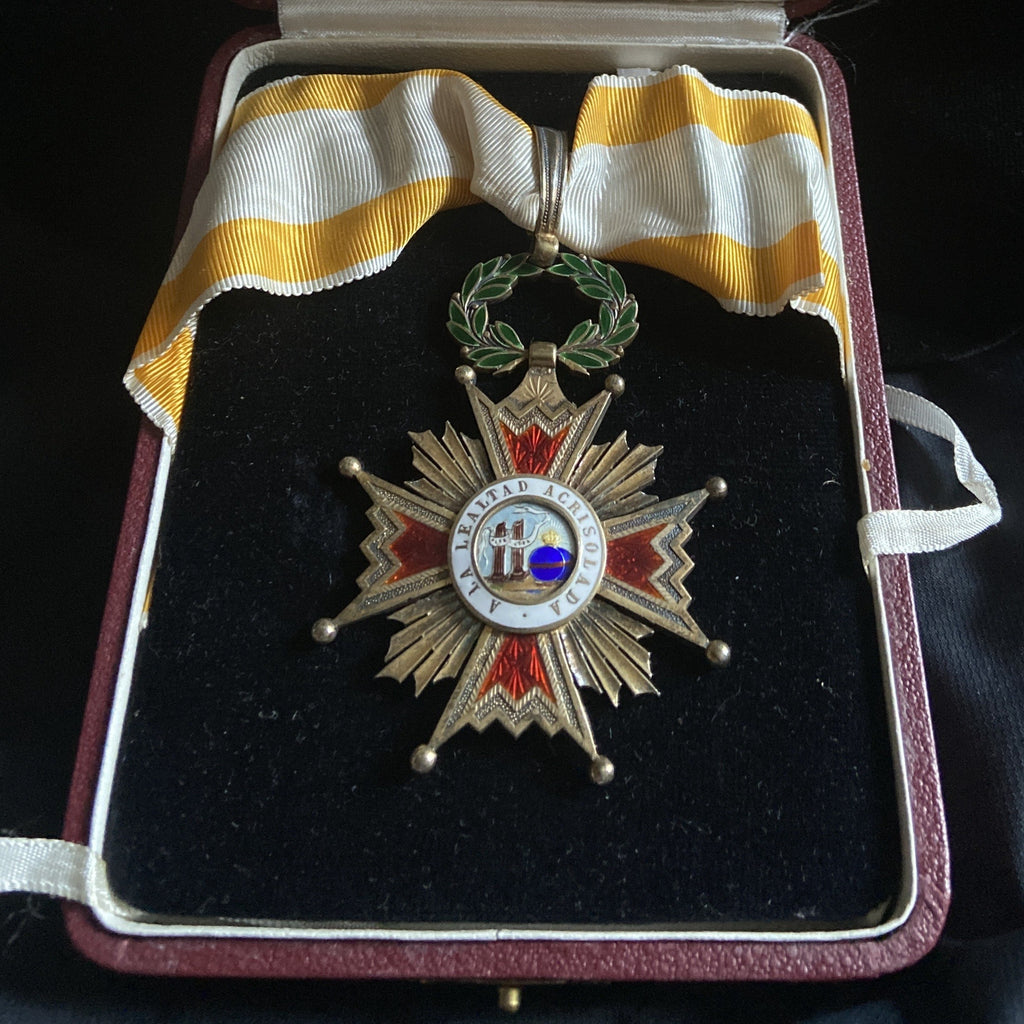 Spain, Order of Isabella the Catholic, commander class, Franco period, in case of issue, a nice silver-gilt example