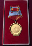 U.S.S.R. Order of Lenin, WW2 type, gold, a fine piece, no damage, in case
