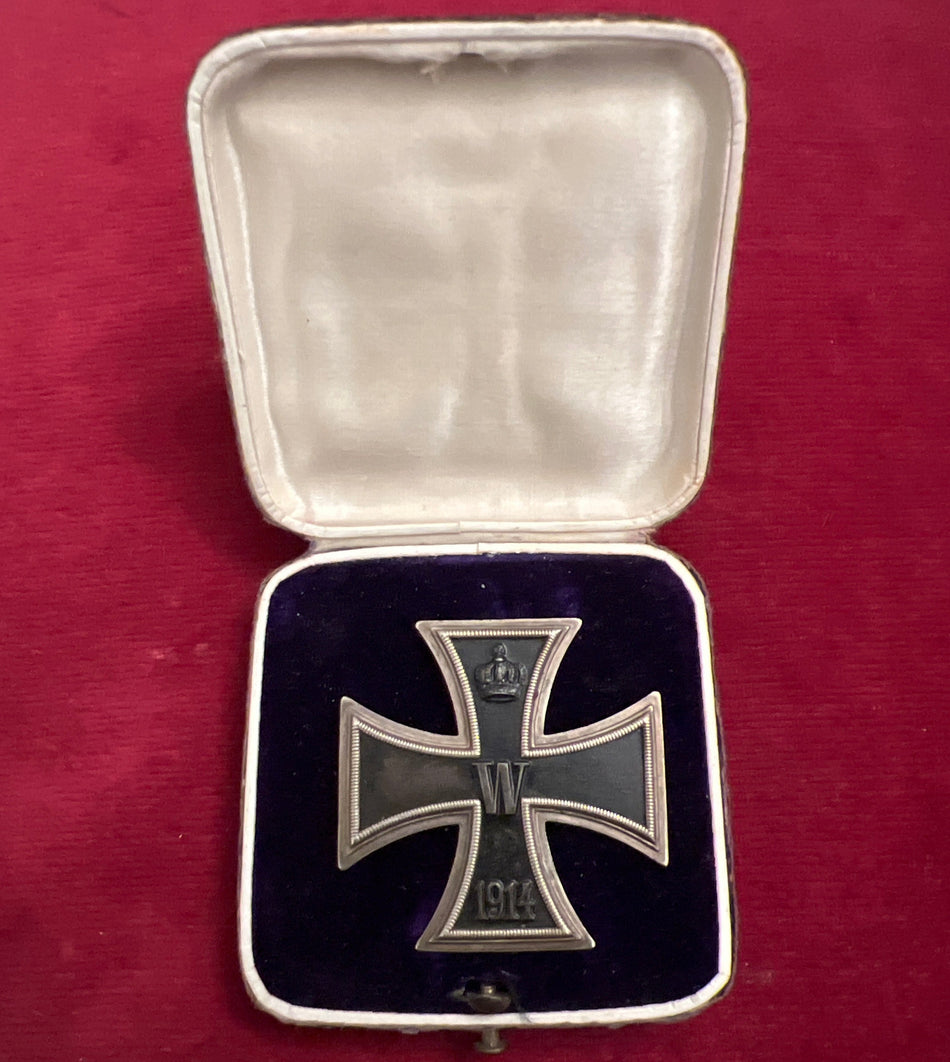 Germany, Iron Cross, 1st class, WWI, maker marked C.D.800 silver mark, in original box, a good example of type