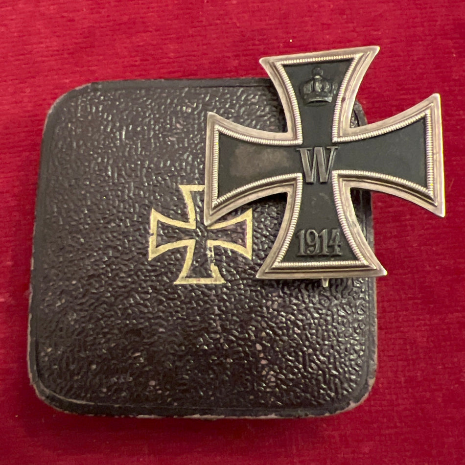 Germany, Iron Cross, 1st class, WWI, maker marked C.D.800 silver mark, in original box, a good example of type