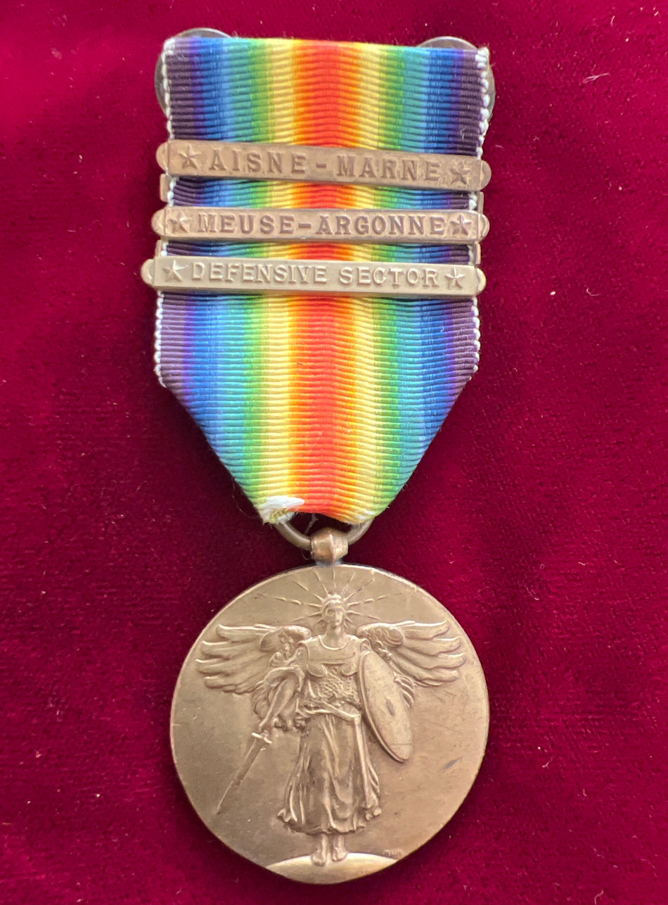 USA, Victory Medal 1917-18, 3 bars: Aisne-Marne, Meuse-Argonne & Defensive Sector, on ribbon, old original issue