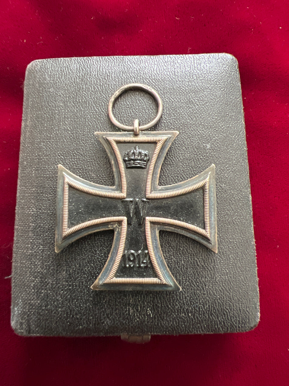 Imperial Germany, Iron Cross 1914-18, 2nd class, in original case (scarce), maker marked on cross