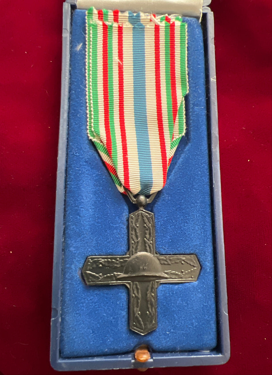 Italy, Vittorio Veneto 1914-18 Anniversary Cross, issued in 1968 to all veterans of the First World War
