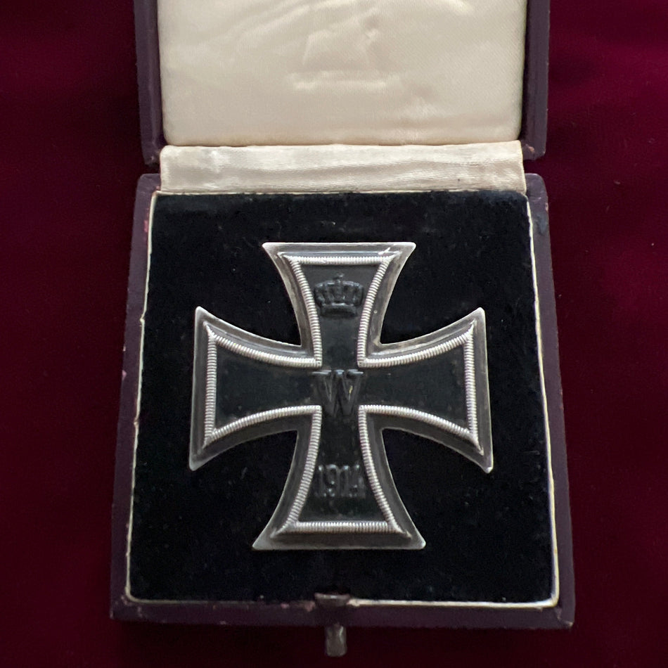 Imperial Germany, Iron Cross 1914-18, 1st class, in original case, a good example of type
