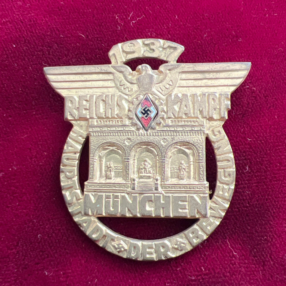 Nazi Germany, Hitler Youth rally badge, dated 1937 in Munich, scarce
