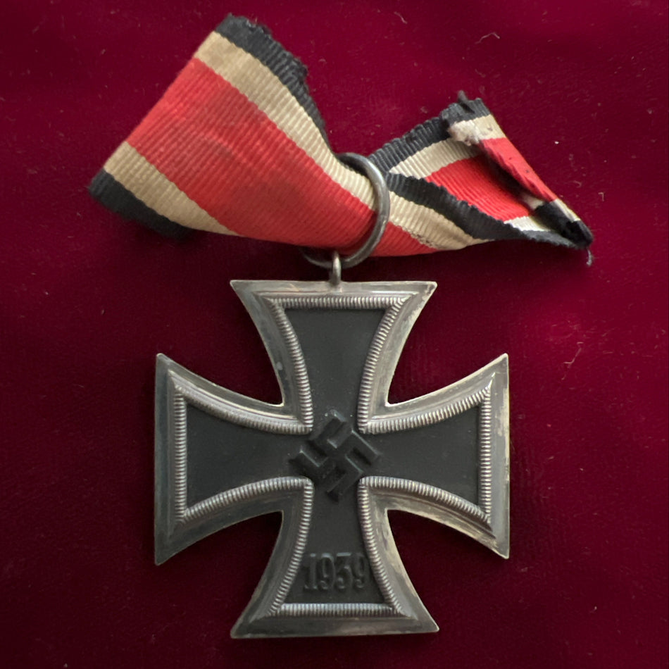 Nazi Germany, Iron Cross 1939-45, unmarked, some wear