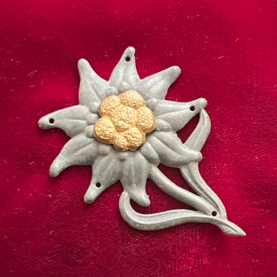 Nazi Germany, edelweiss cap badge, maker marked G.B.41