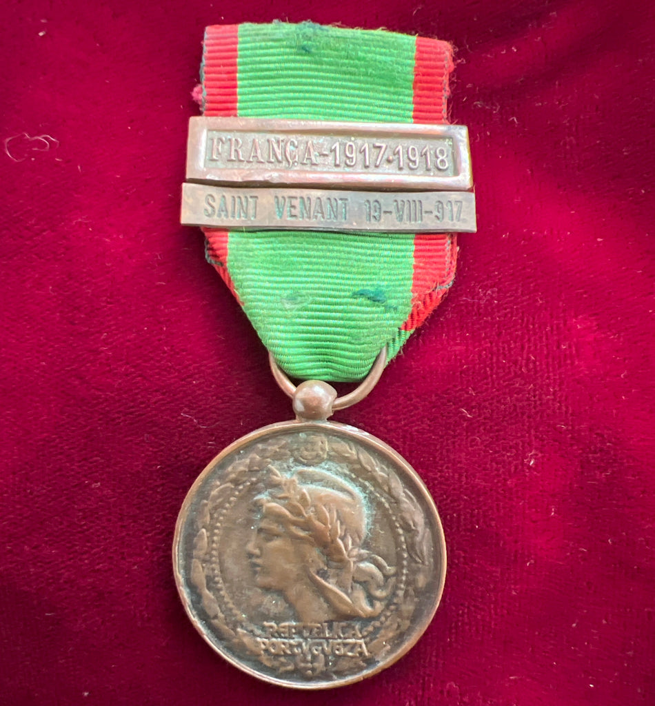 Portugal, scarce WWI Medal with 2 bars: France 1917-1918 & Saint Venant 19-8-1917