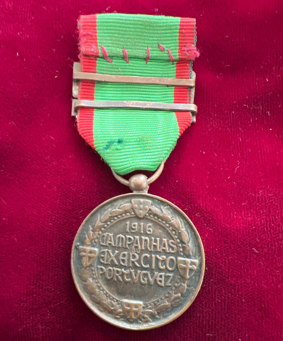 Portugal, scarce WWI Medal with 2 bars: France 1917-1918 & Saint Venant 19-8-1917