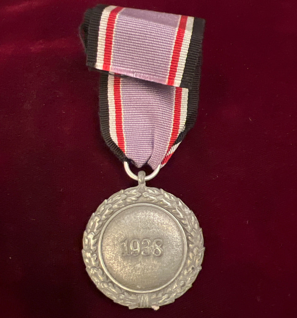 Nazi Germany, Luftschutz Medal, 1938-45, maker marked number 10, some wear