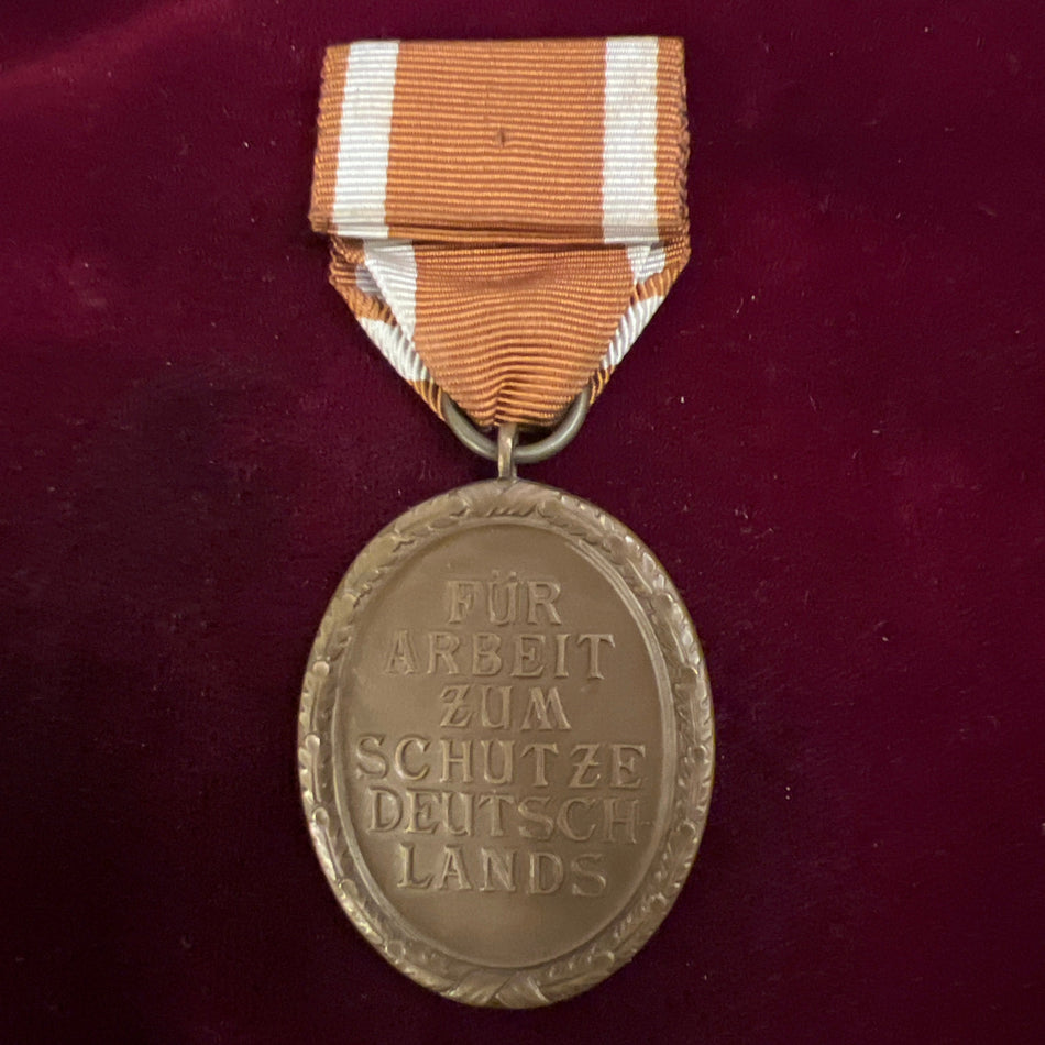 Nazi Germany, West Wall Medal, early type, a good example of type