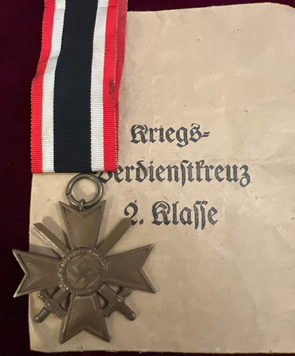 Nazi Germany, War Merit Cross, with large size original packet, a good example of type