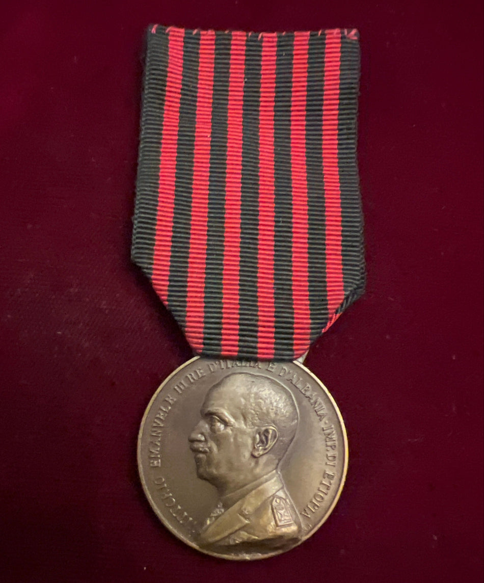 Italy, Campaign Medal for Albania, Fascist era issue, scarce
