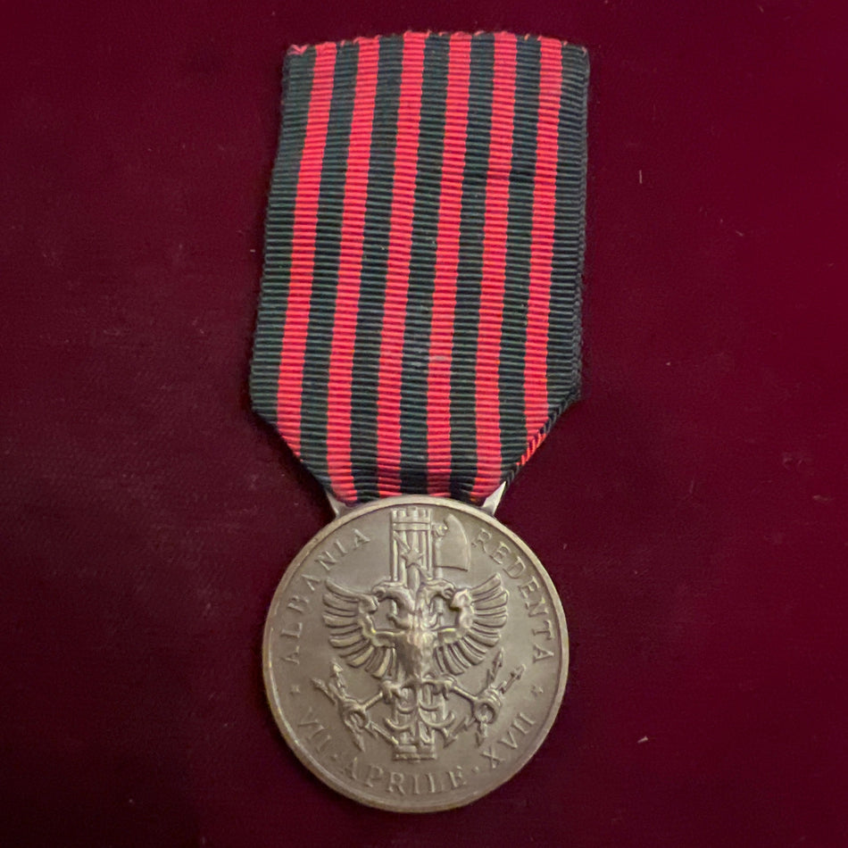 Italy, Campaign Medal for Albania, Fascist era issue, scarce