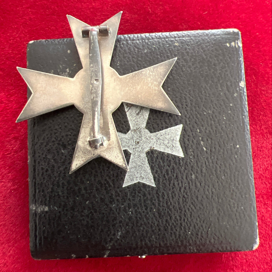 Nazi Germany, War Merit Cross, 1st class, no swords, maker marked number 4, in original case