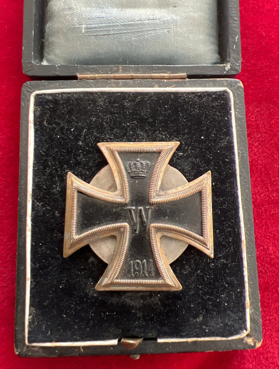 Imperial Germany, Iron Cross 1914-18, 1st class, screw back, in original case, some wear