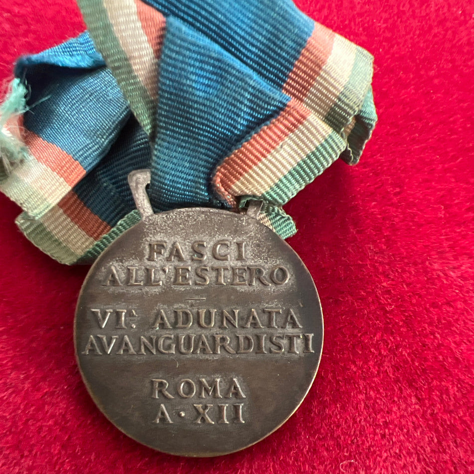 Italy, Fascist Medal with Mussolini