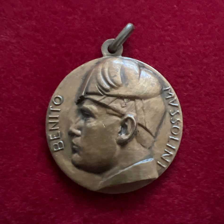 Italy, Fascist Medal, Benito Mussolini, Legion of the Wounded