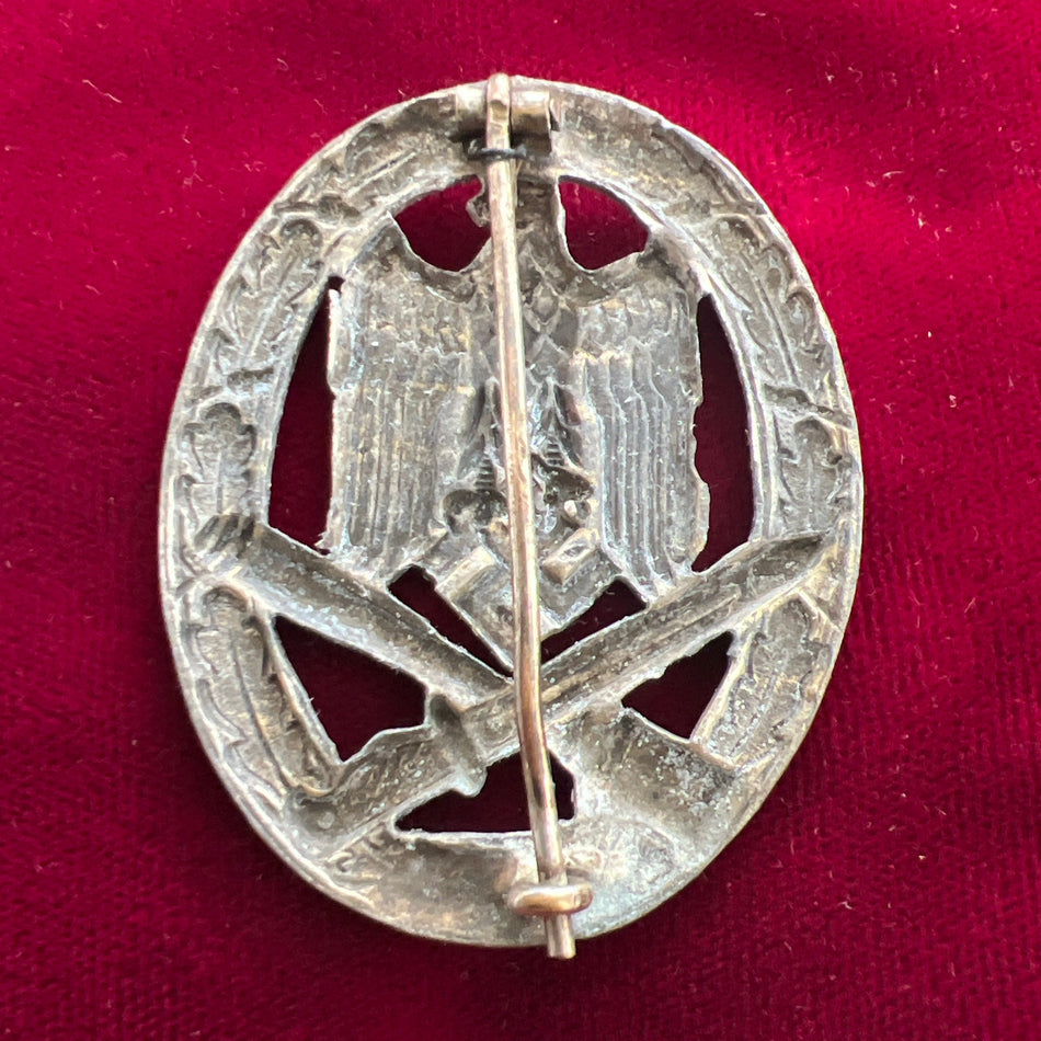 Nazi Germany, General Assault Badge, hollow back, a good example of type