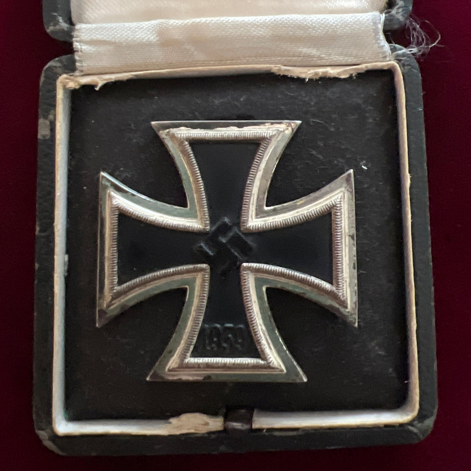 Nazi Germany, Iron Cross, 1st class, unmarked but good example of type, in original case