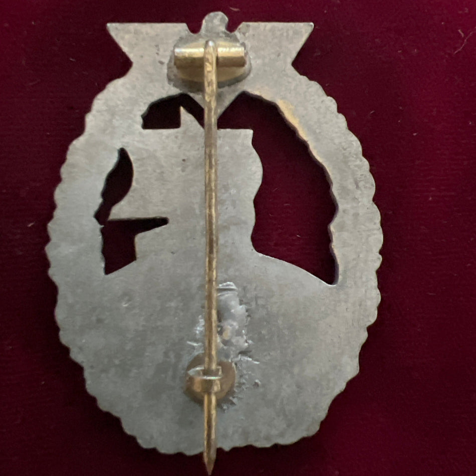 Nazi Germany, Auxiliary Cruiser War Badge, mid to late war, two-piece made, some wear to gilt, a good example of type