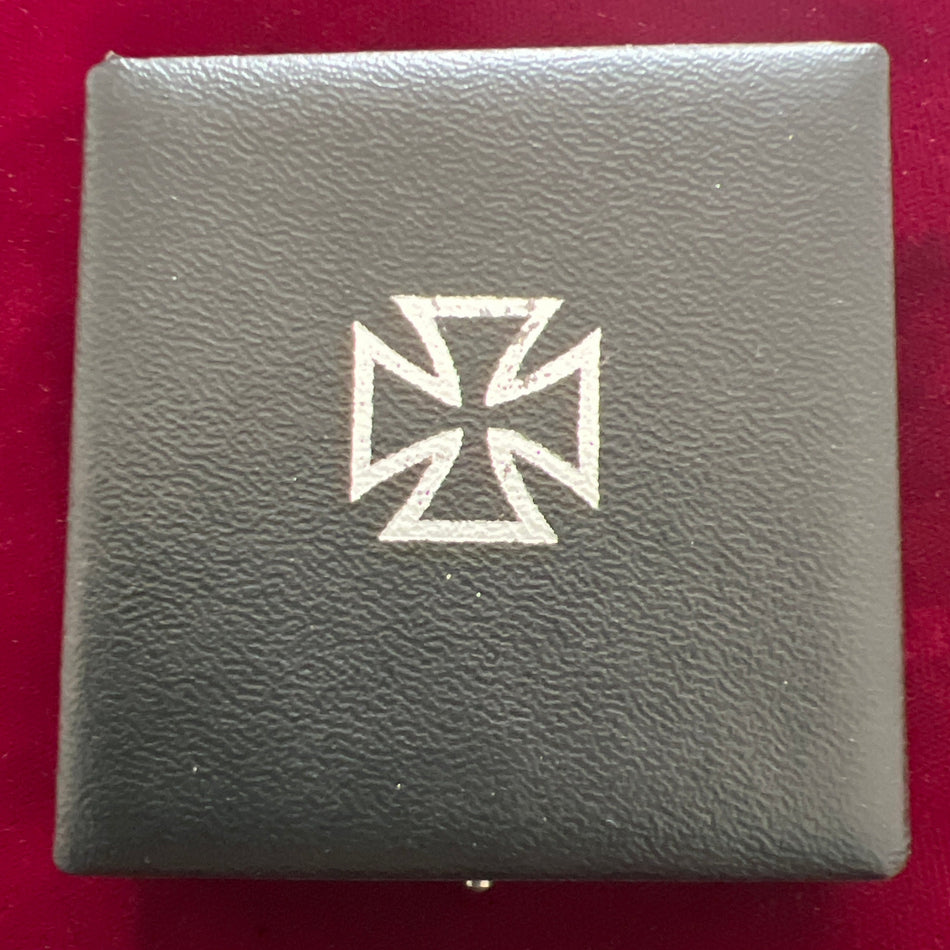 Nazi Germany, Iron Cross, 1st class, maker marked number 20, in original box of issue, some pitting to cross, box mint