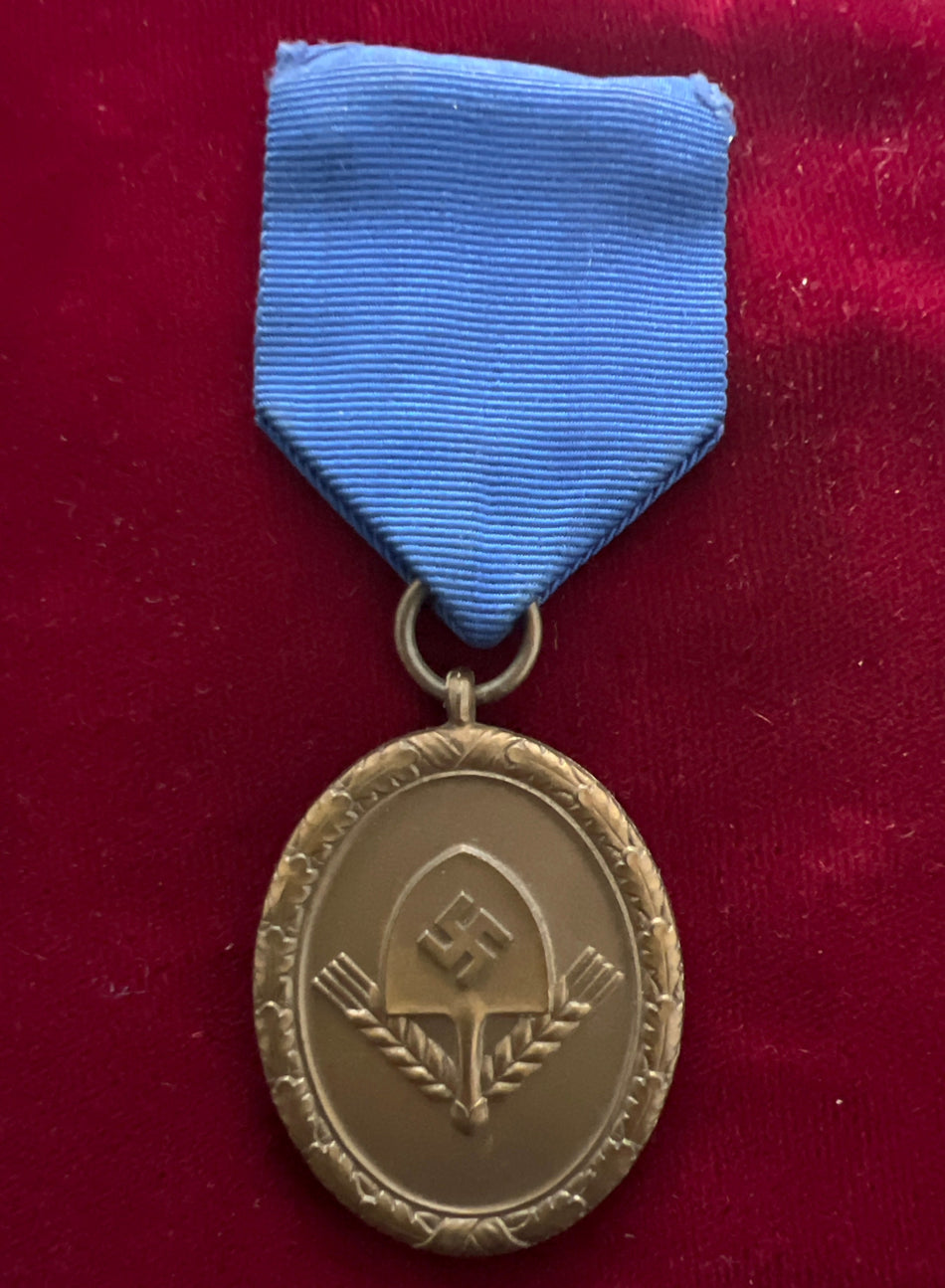 Nazi Germany, RAD 4 Years Long Service Medal, bronze, a good example with pin fitting