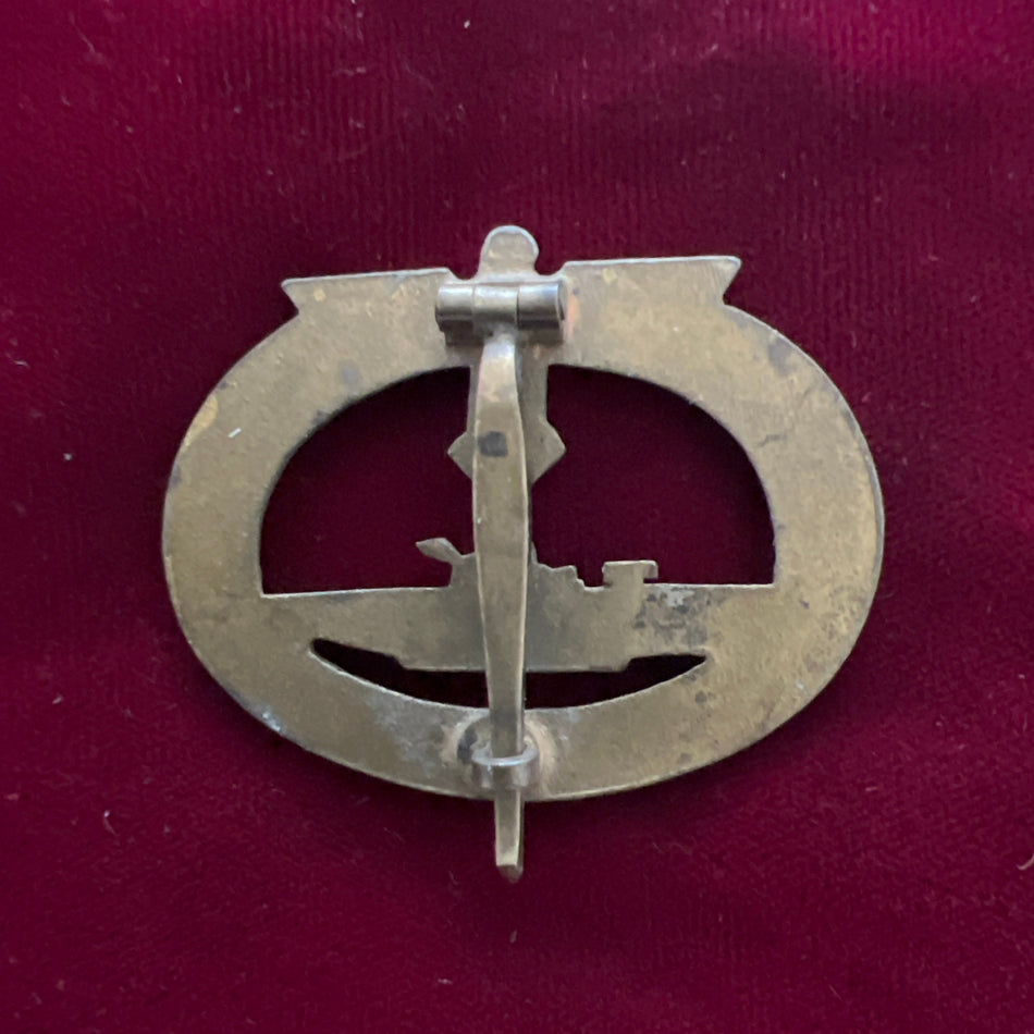 Nazi Germany, U Boat War Badge, late-war, with good gilt