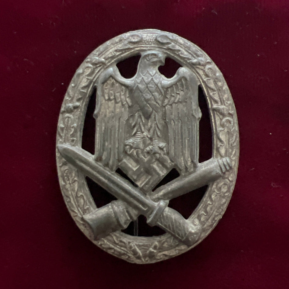 Nazi Germany, General Assault War Badge, some wear, a good example of type