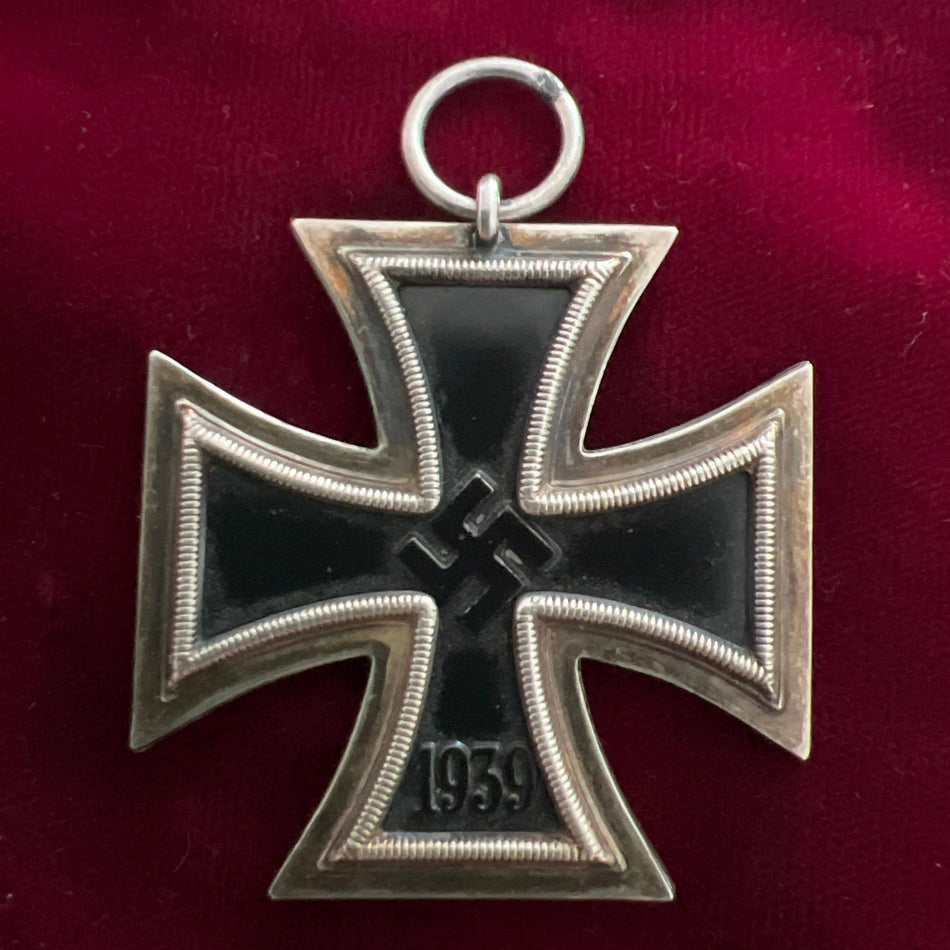 Nazi Germany, Iron Cross, 1939-45, maker marked number 125