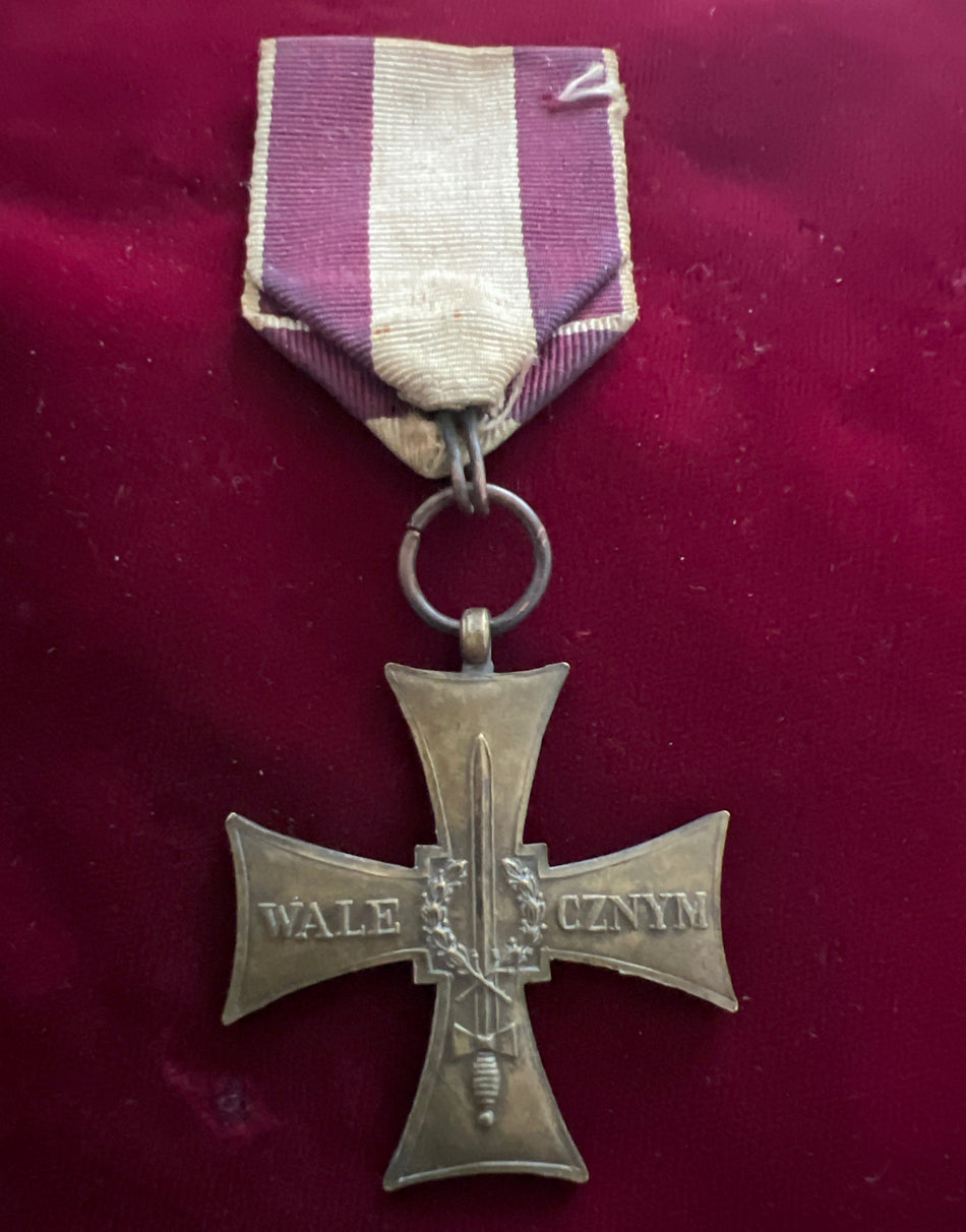 Poland, Cross of Valour in bronze, 1920, WW2 type, some wear