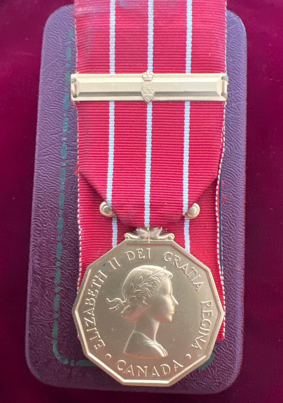 Canadian Forces' Decoration (CD) with long service clasp awarded to Major B. Downie