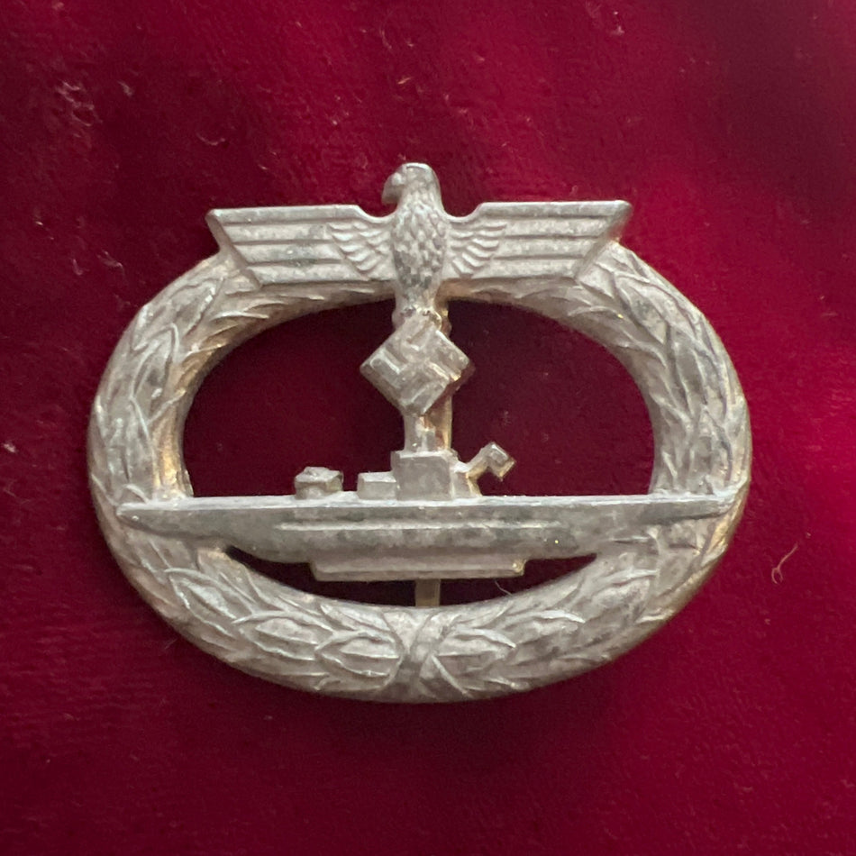 Nazi Germany, U-Boat War Badge, late-war, gilt worn, unmarked
