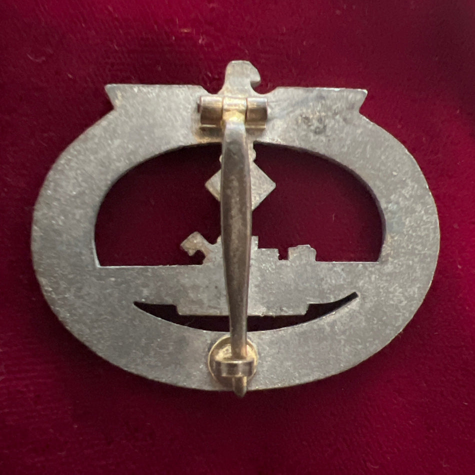 Nazi Germany, U-Boat War Badge, late-war, gilt worn, unmarked