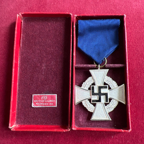 Nazi Germany, 25 Years Faithful Sevice Cross, in original case