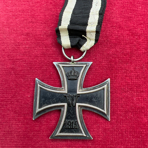 Germany, Iron Cross 1914-18, maker marked W.H. on ring