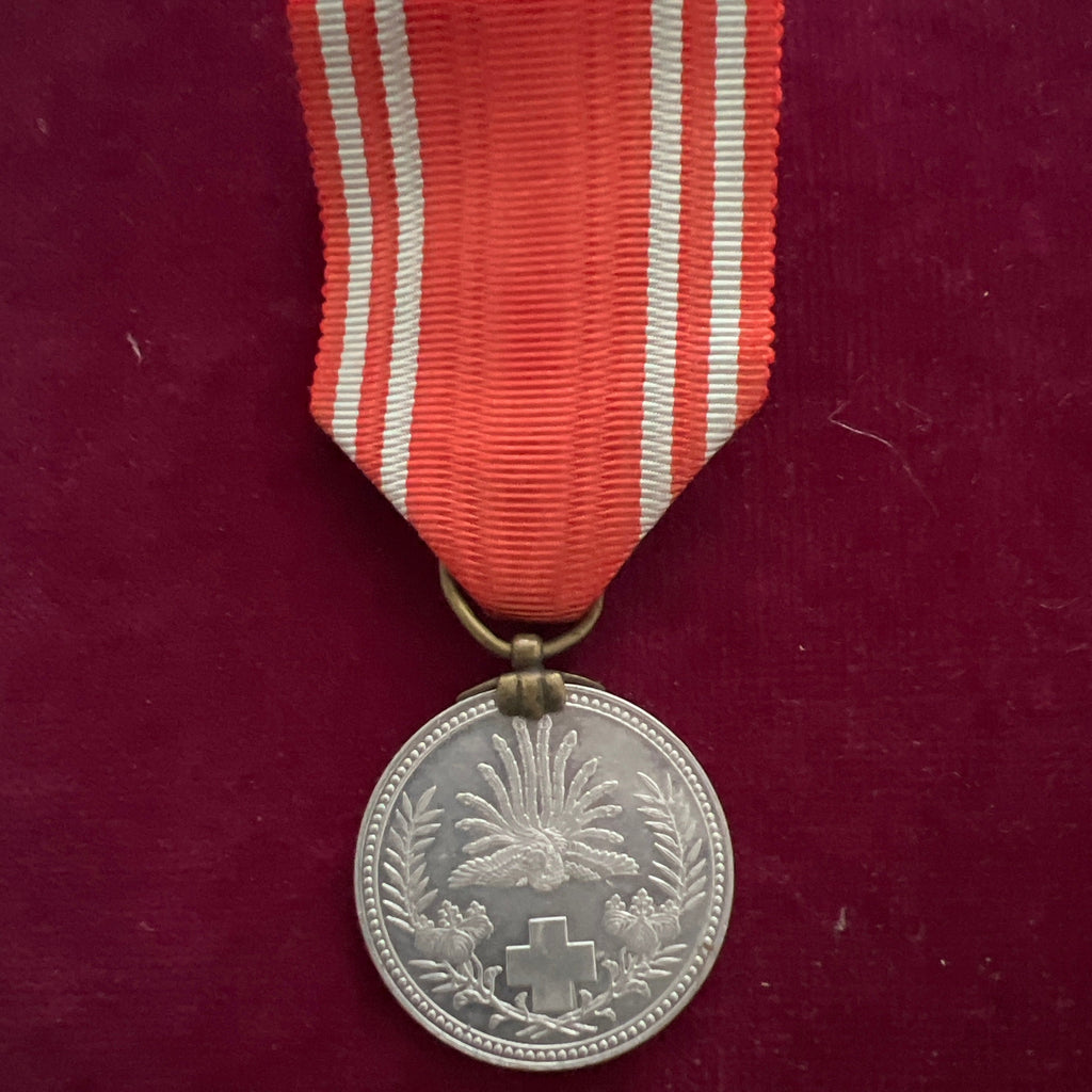Japan, Red Cross Medal, WW2 example