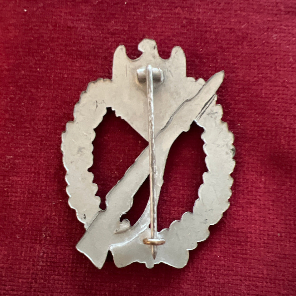 Nazi German, Infantry Assault Badge, shaped back