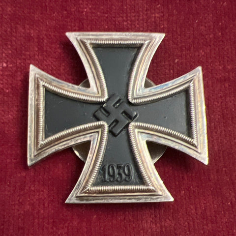 Nazi Germany, Iron Cross 1939-45, 1st class, screw back type, marked L/58, a good example
