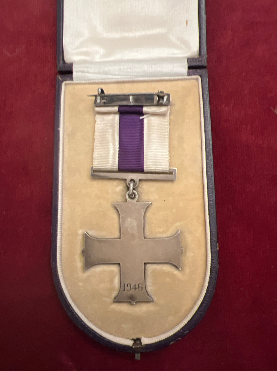 Military Cross, dated 1946, in case, a nice example