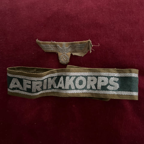 Nazi Germany, Afrika Korps cuff title and cap badge, a good pair, scarce