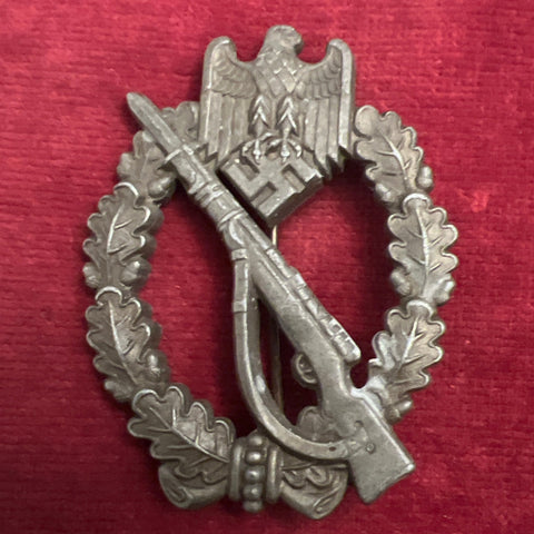 Nazi Germany, Infantry Assault Badge, a good example