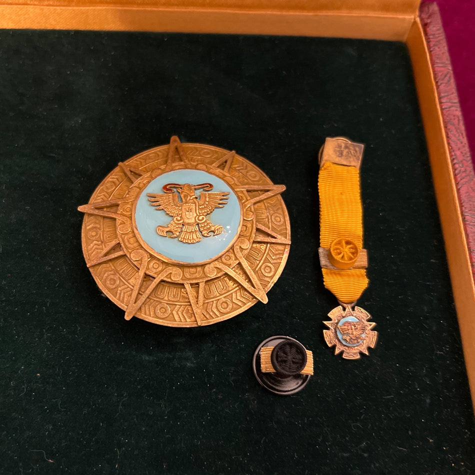 Mexico, Order of the Aztec Eagle, breast star with miniature & ribbon, in original case, scarce