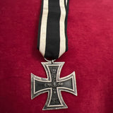 Germany, Iron Cross 1914-18, maker marked W.H. on ring