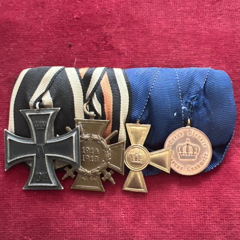 Imperial Germany, group of 4: Iron Cross 1914-18, Cross of Honour 1914-18, 15 Years Long Service Cross (Prussia) & Army Reserve Long Service Medal