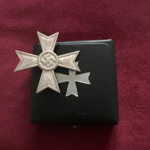 Nazi Germany, War Merit Cross, 1st class, marked L/15, in original case, a good example