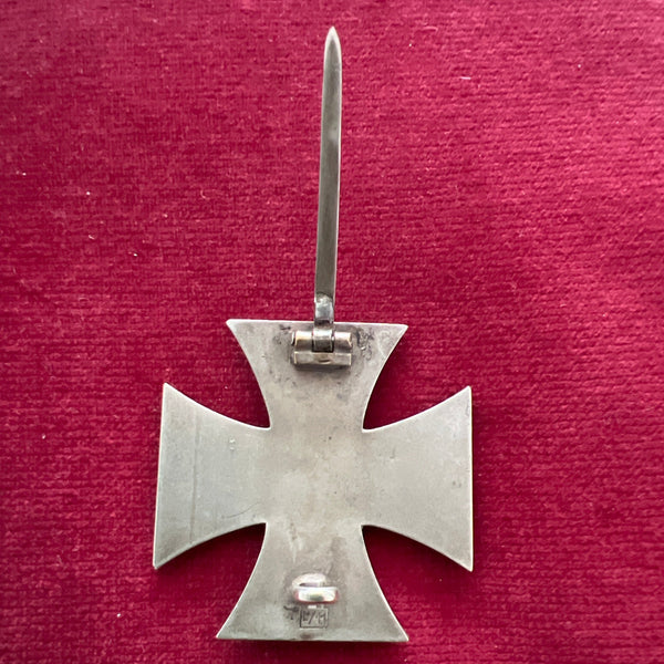 Nazi Germany, Iron Cross 1939-45, 1st class, marked L/11, some wear to ...