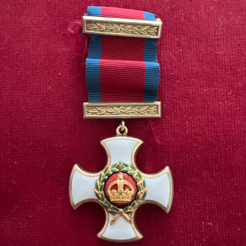 Distinguished Service Order, 1914-18, single, no damage, pin missing, an excellent example