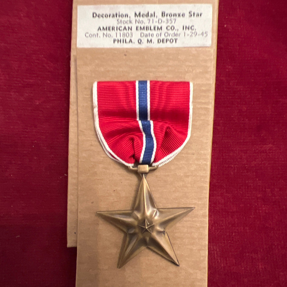 USA, Bronze Star, dated 29/1/1945, in original box of issue